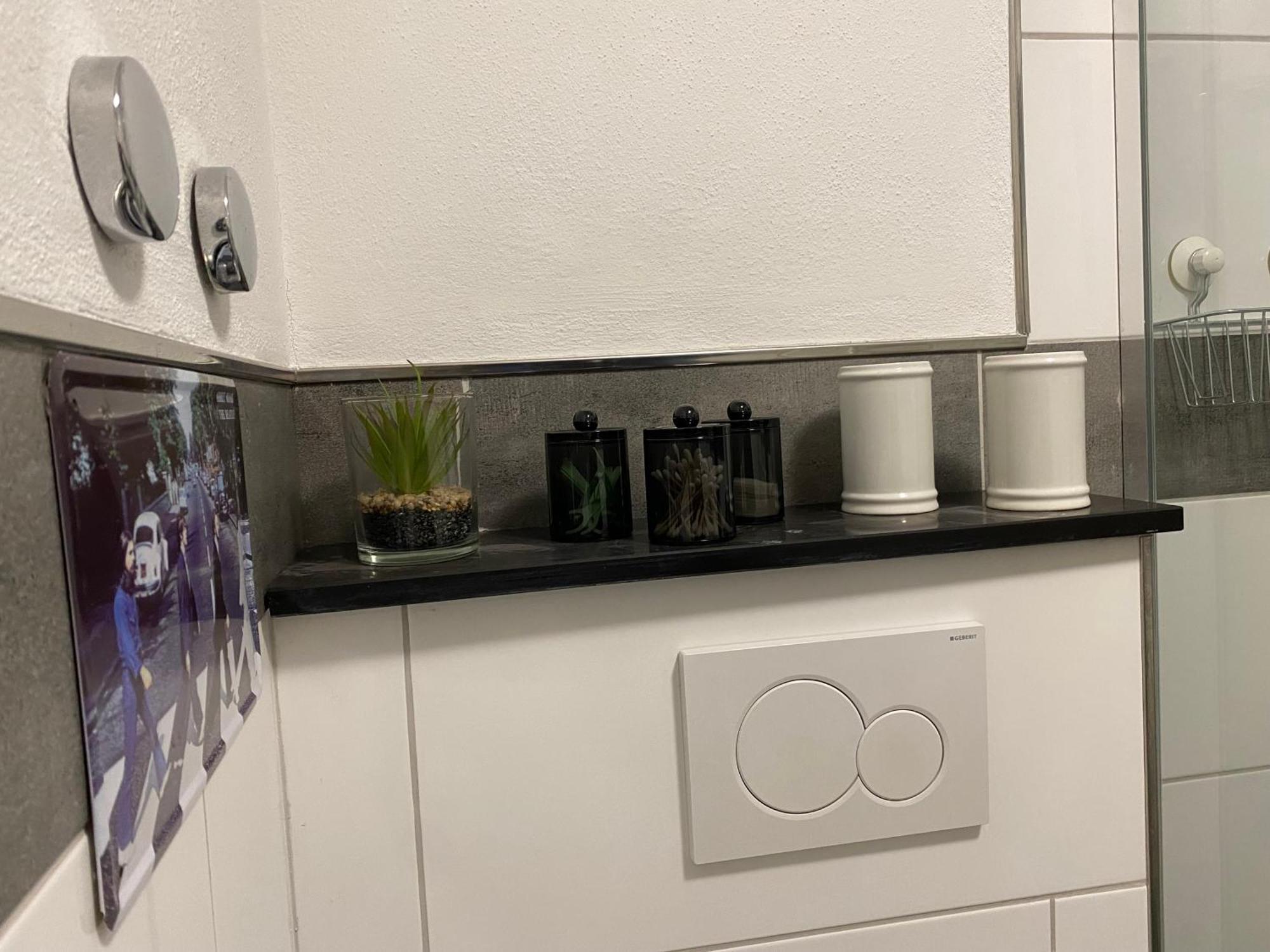 Apartment Roomy Comfort - Zwischen Heidelberg Und Mannheim Edingen-Neckarhausen ภายนอก รูปภาพ