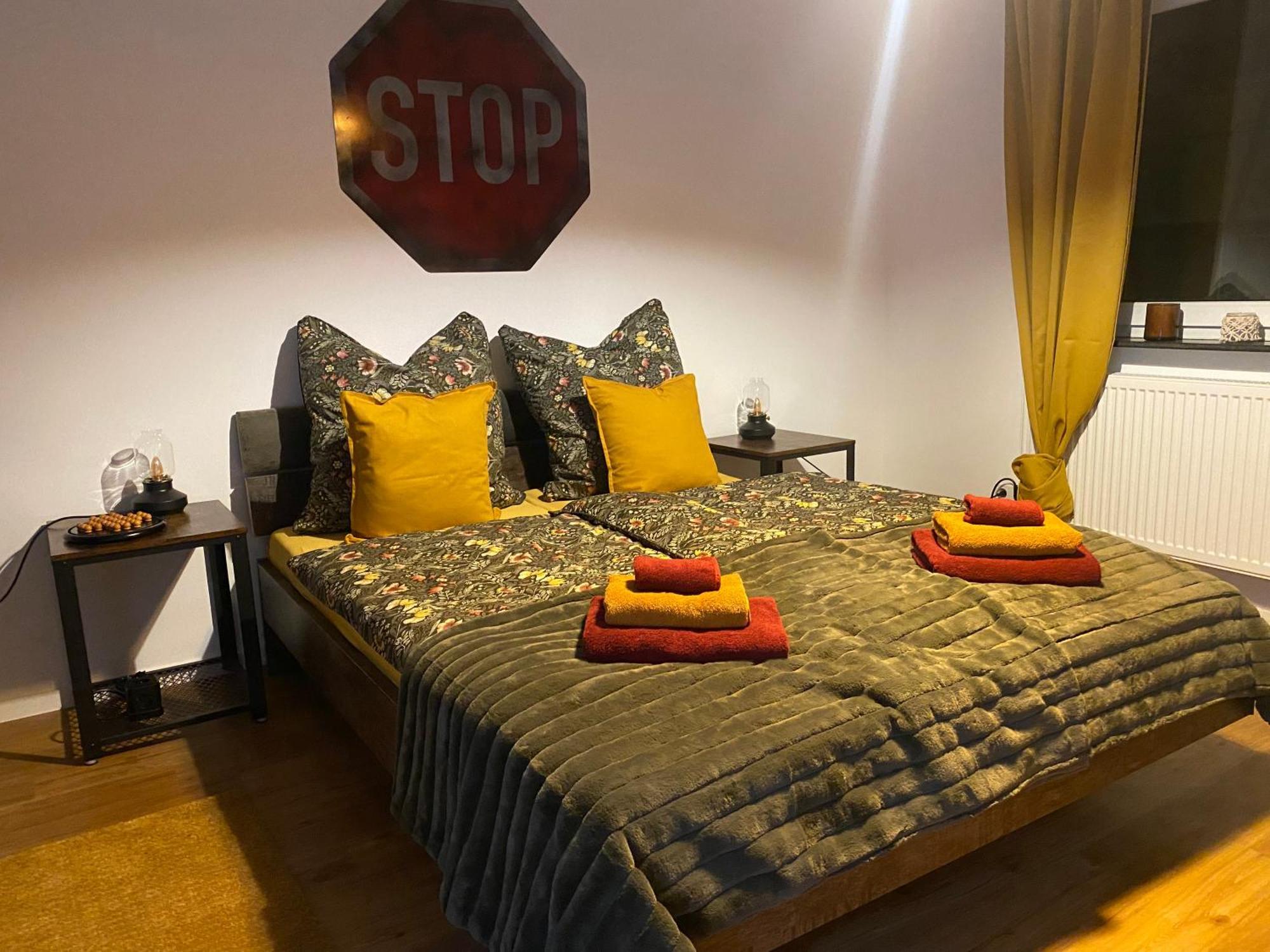 Apartment Roomy Comfort - Zwischen Heidelberg Und Mannheim Edingen-Neckarhausen ภายนอก รูปภาพ