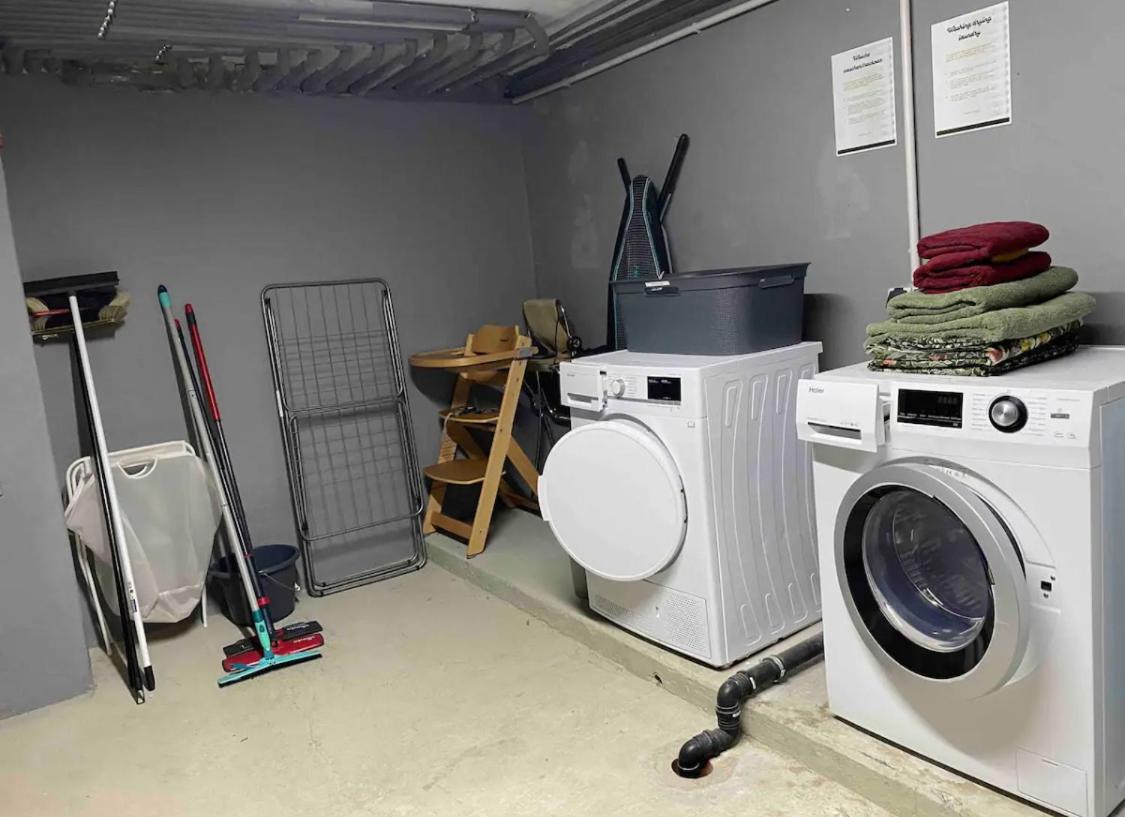 Apartment Roomy Comfort - Zwischen Heidelberg Und Mannheim Edingen-Neckarhausen ภายนอก รูปภาพ