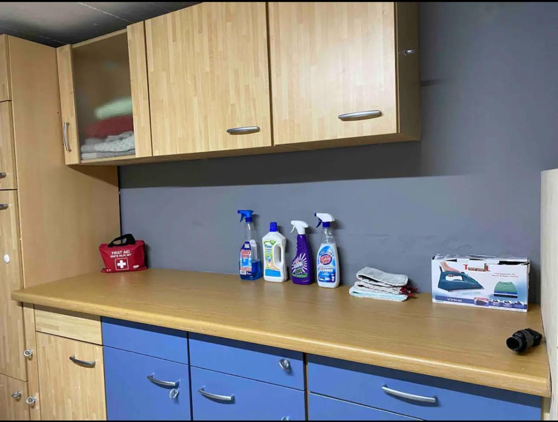 Apartment Roomy Comfort - Zwischen Heidelberg Und Mannheim Edingen-Neckarhausen ภายนอก รูปภาพ